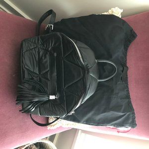 Tefia small leather backpack